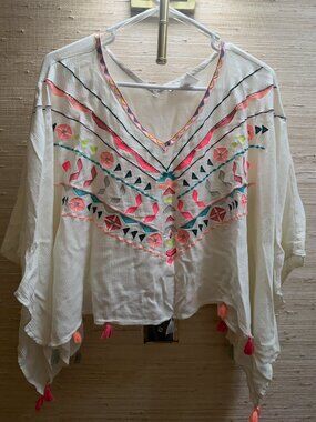 See and Be Seen Embroidered Boho Tassel Poncho Top Small